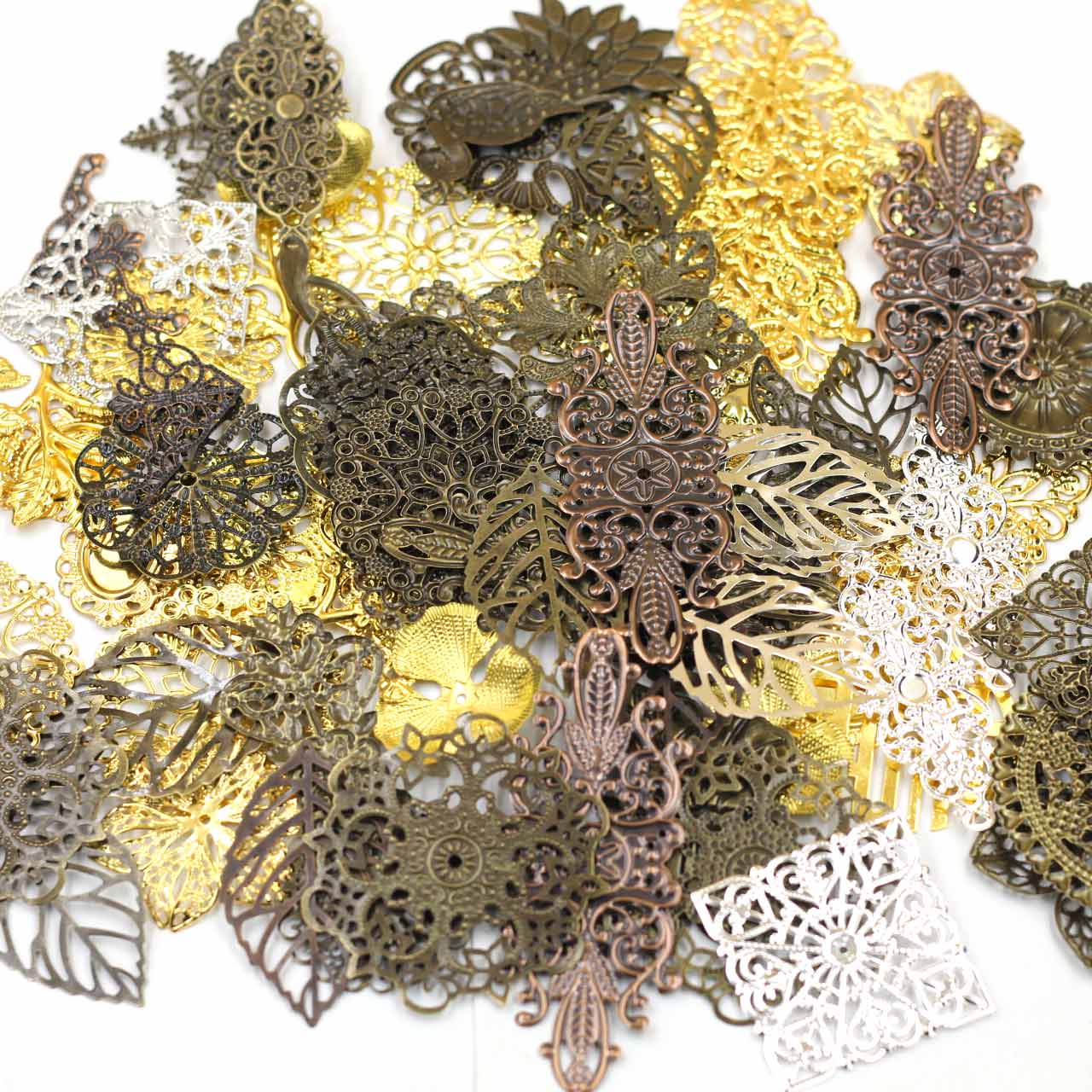 Craft Embellishment - Embellishments ตัวเชื่อมต่อสุ่มผสมสามเหลี่ยมดอกไม้รูปแบบ Filigree Wraps โลหะผสมหัตถกรรมเครื่องประดับ DIY