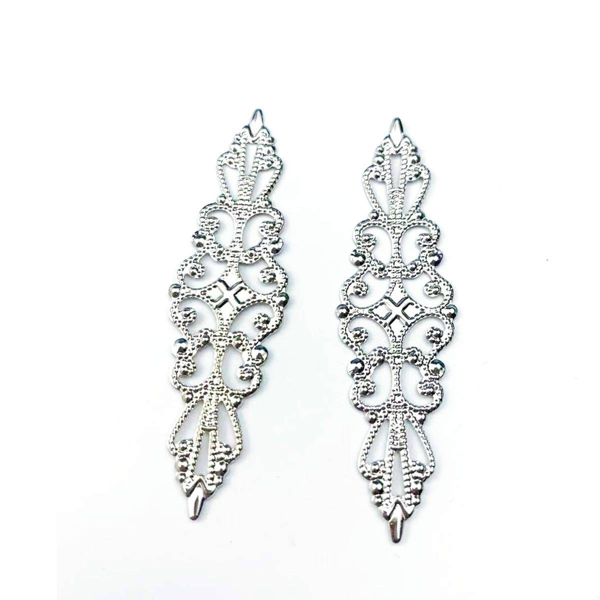 200 ชิ้น จี้โลหะลายดอกไม้ฉลุรู - Craft Embellishment บทวิจารณ์และราคา